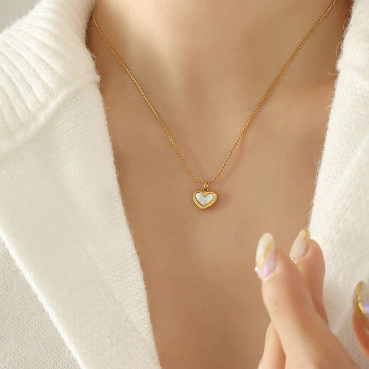 18K STAINLESS HEART NECKLACE