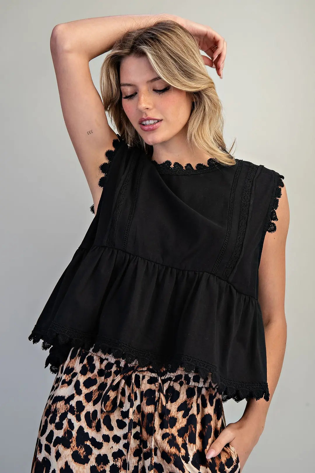 Peplum Lace Sleeveless Top