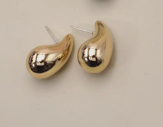 Lightweight Teardrop Earrings