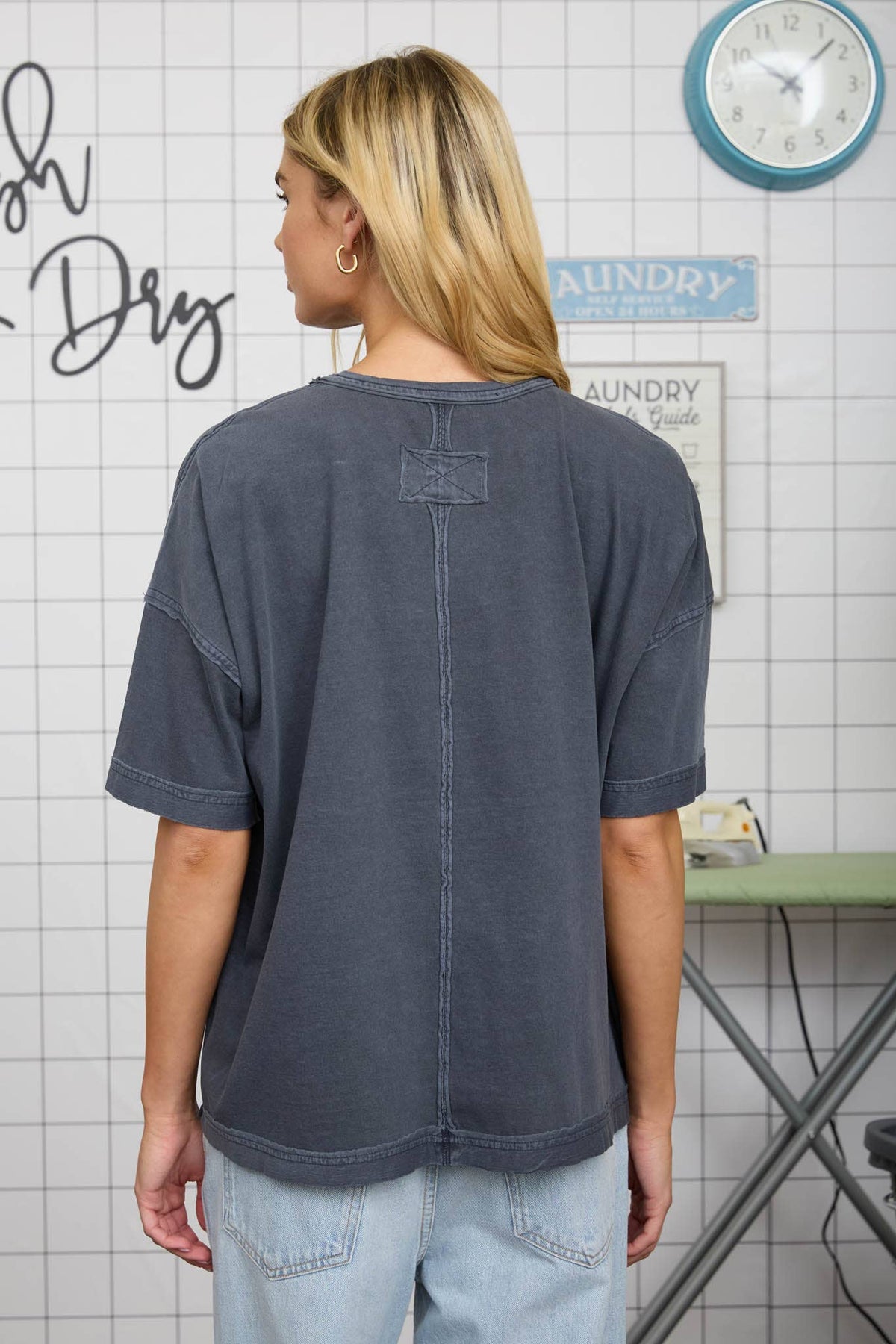 WASHED EXPOSED SEAM RELAXED T-SHIRT