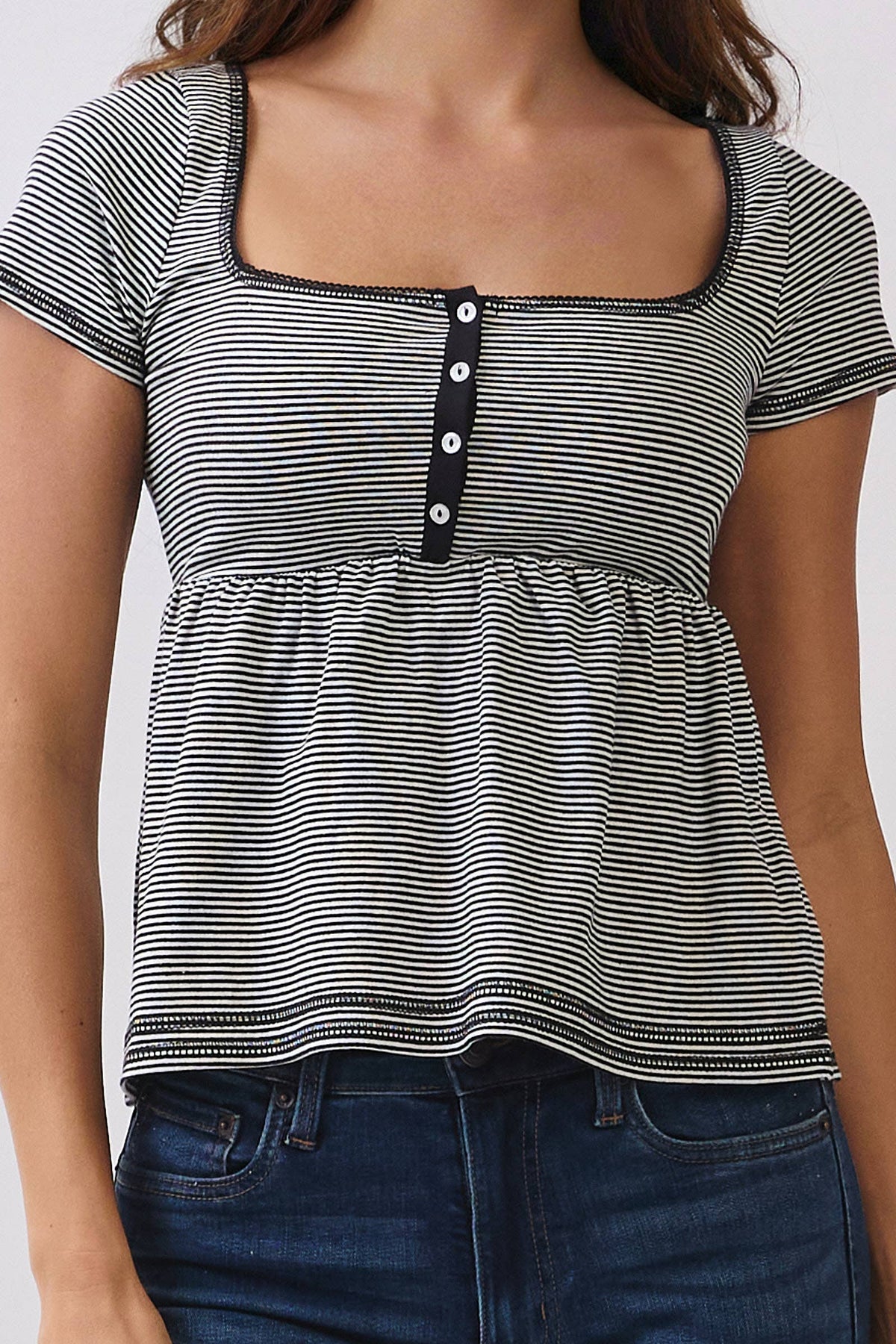 JT57348S - STRIPE SQUARE NK HENLEY BABYDOLL TEE