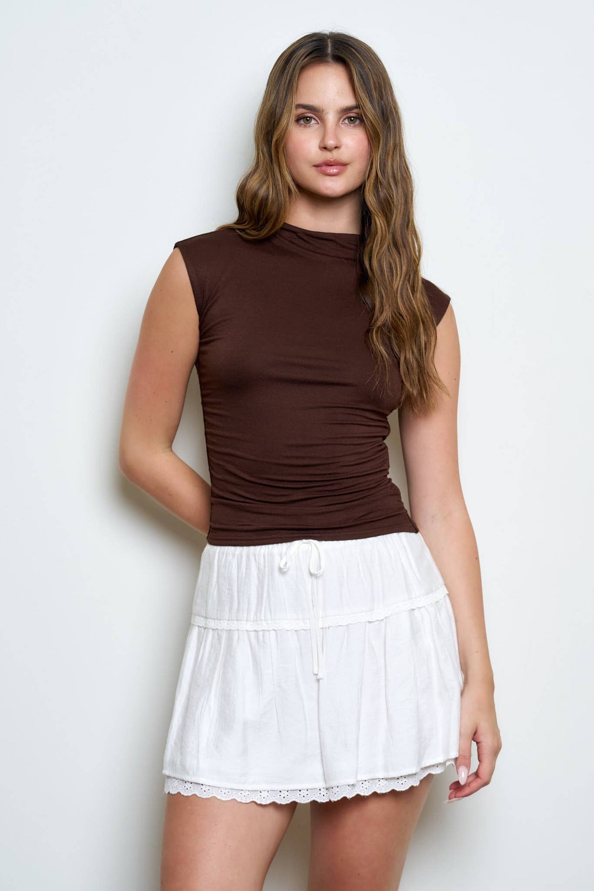 REVERSIBLE FUNNEL NECK SCRUNCH KNIT TOP