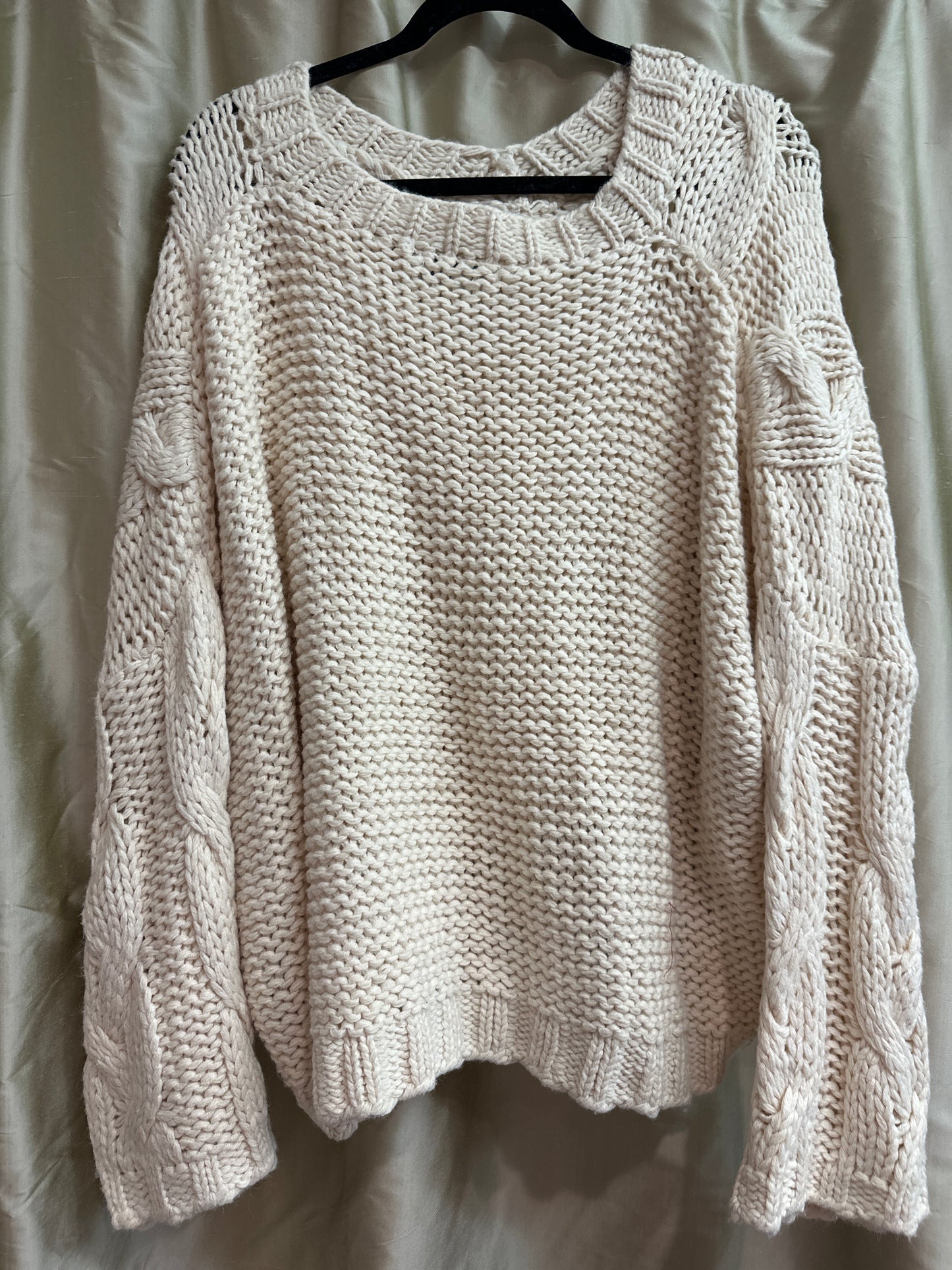 HYFVE Pullover Sweater - Cream