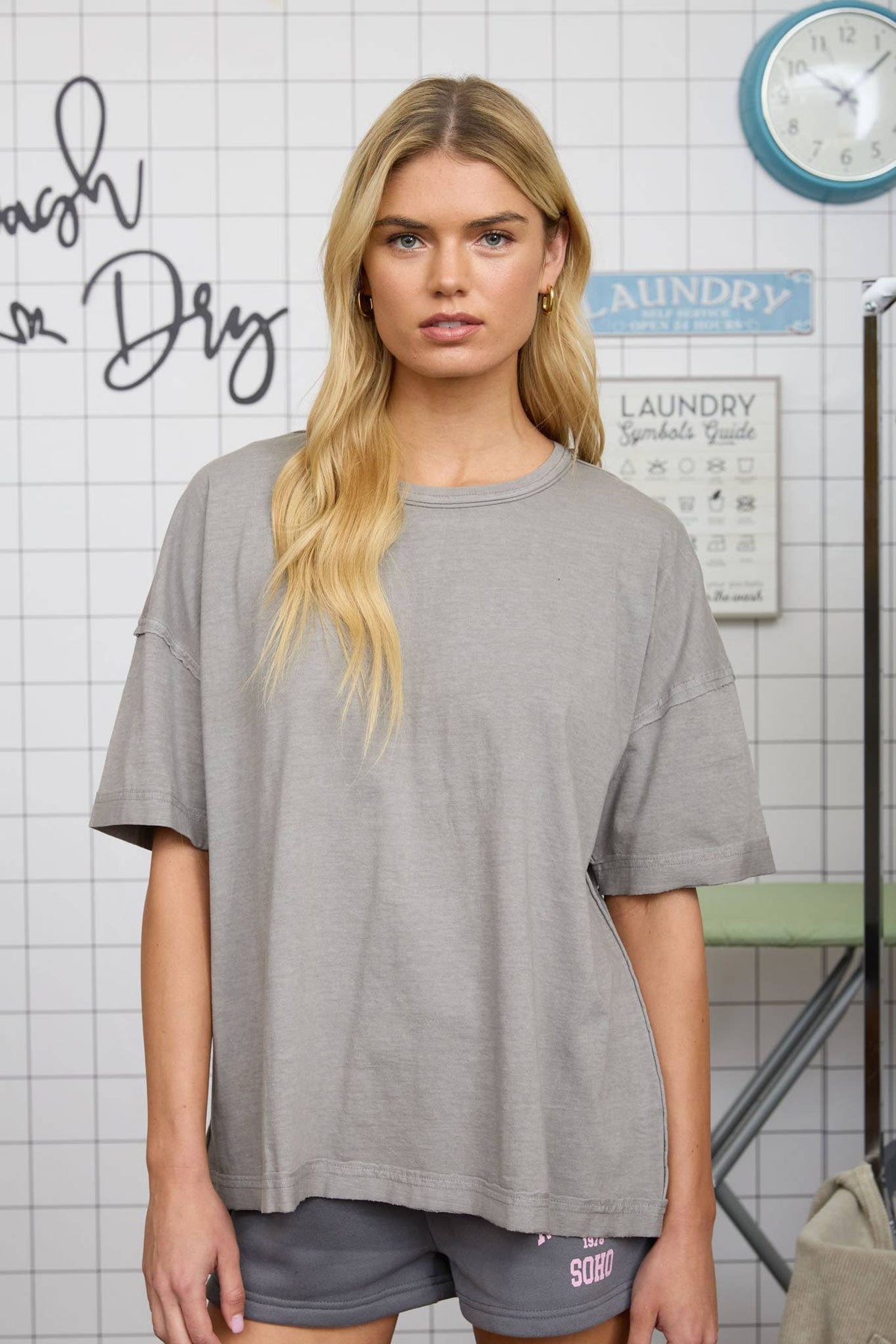 WASHED EXPOSED SEAM RELAXED T-SHIRT
