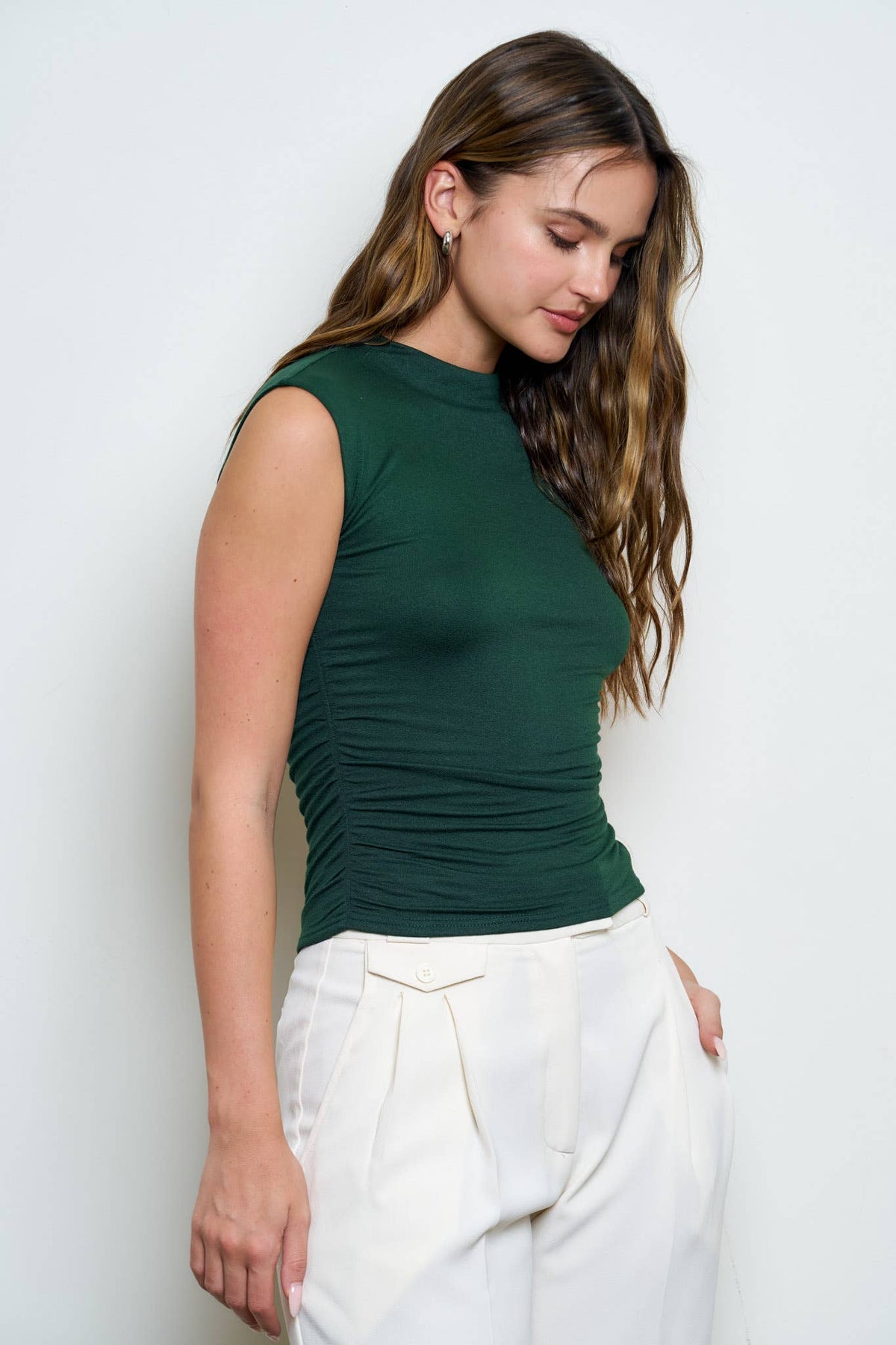 REVERSIBLE FUNNEL NECK SCRUNCH KNIT TOP
