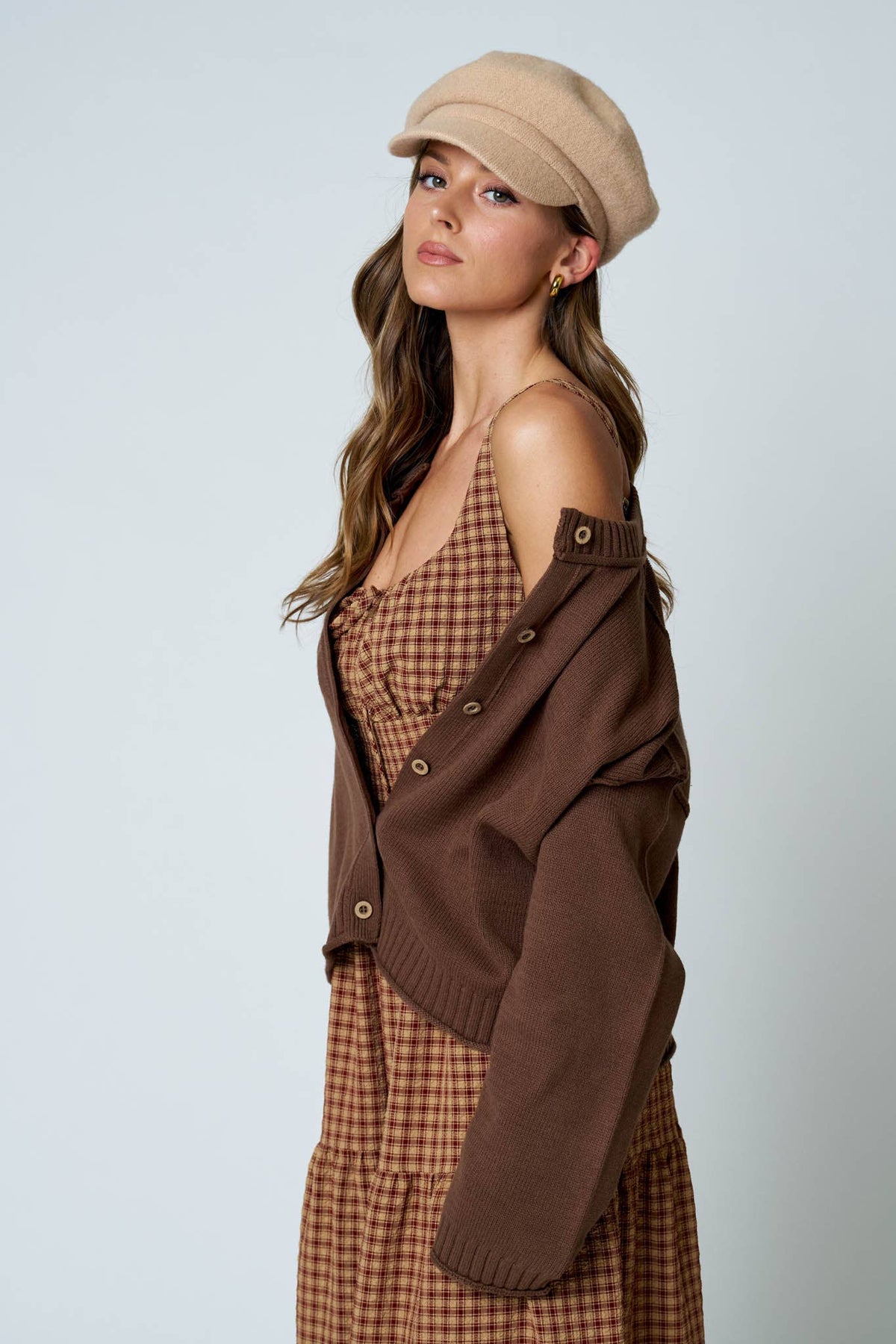 RAW EDGE EXPOSED SEAM BUTTON DOWN KNIT CARDIGAN