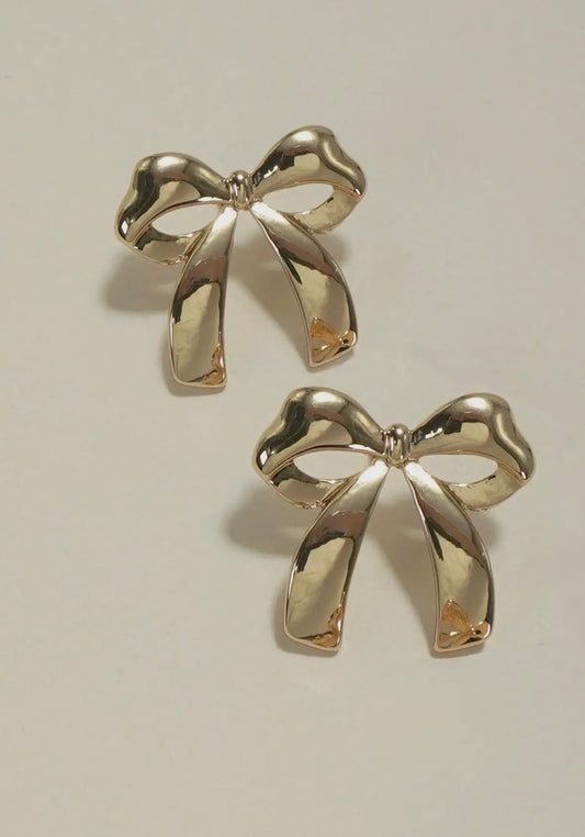 Oversized Bow Studs