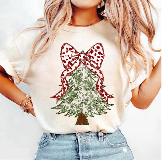 Vintage Christmas tree shirt