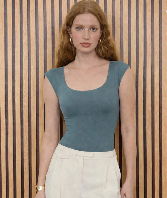 Scoop Neck Short Sleeve Knit Bodysuit