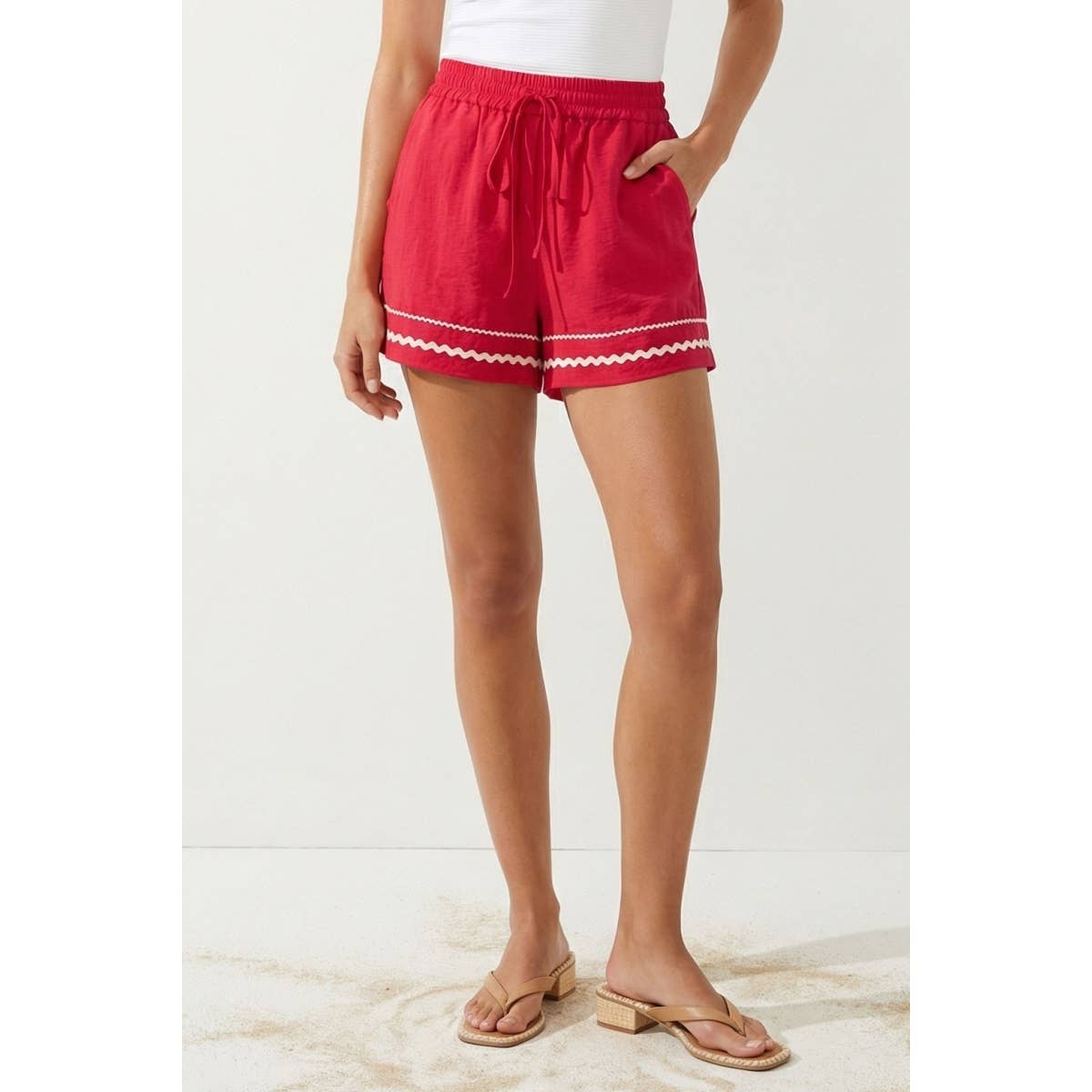 Contrast Trim Linen Shorts