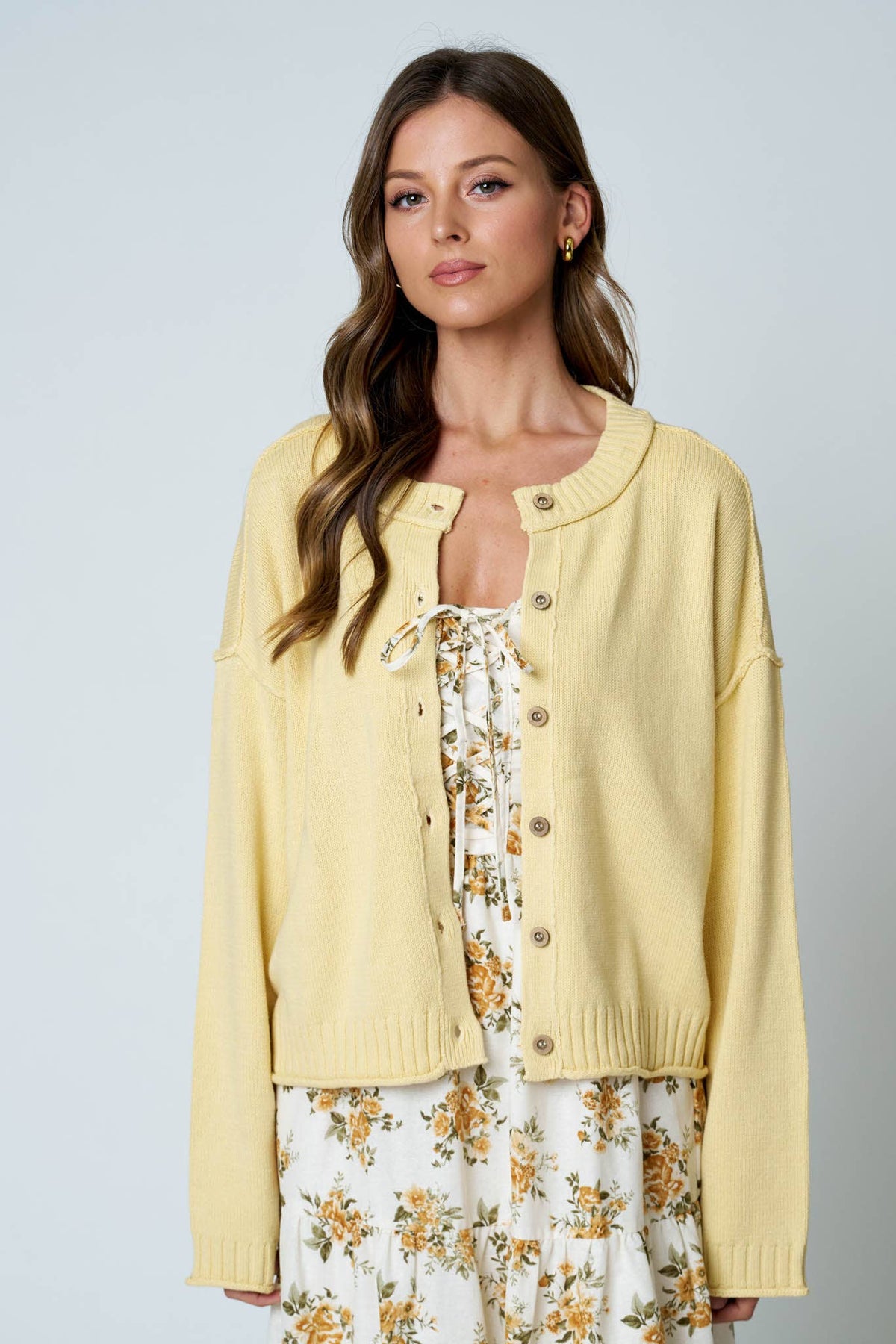 RAW EDGE EXPOSED SEAM BUTTON DOWN KNIT CARDIGAN