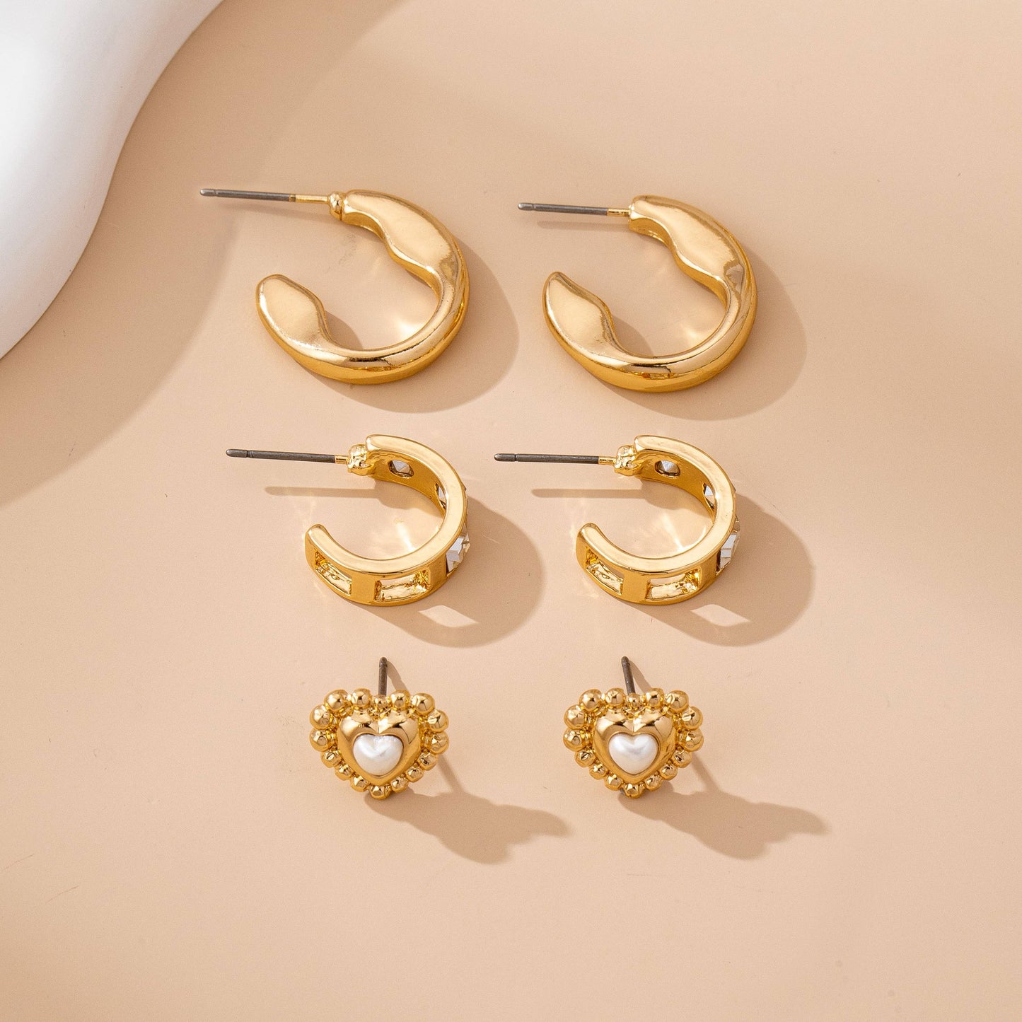 Pearl Heart & Rhinestone Huggie Hoop Trio Earring