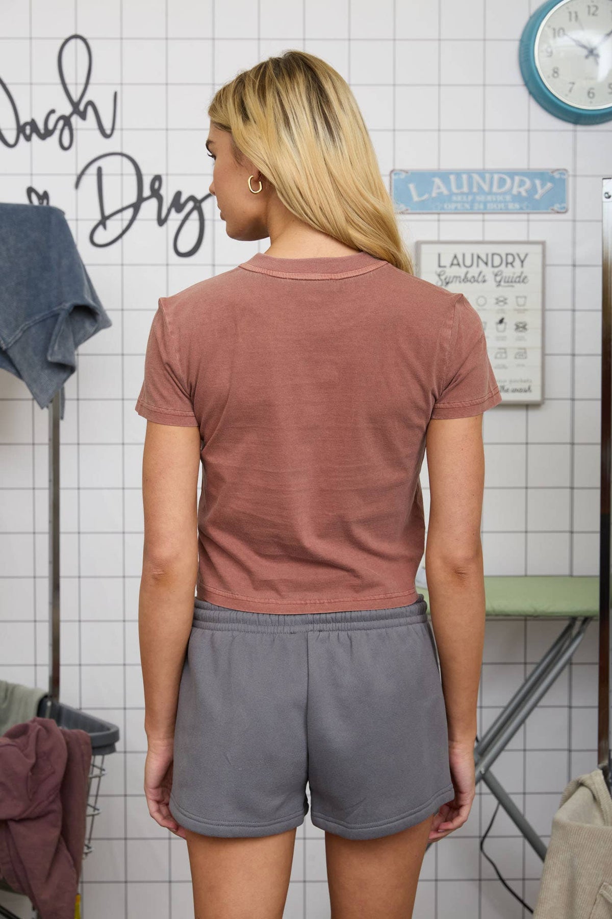 WASHED SHORT SLEEVE CROPPED KNIT T-SHIRT
